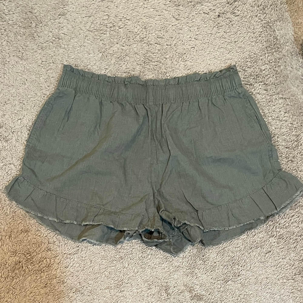 Aerie Ruffle Shorts NWOT
